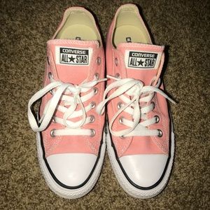 Light Pink Converse All Stars